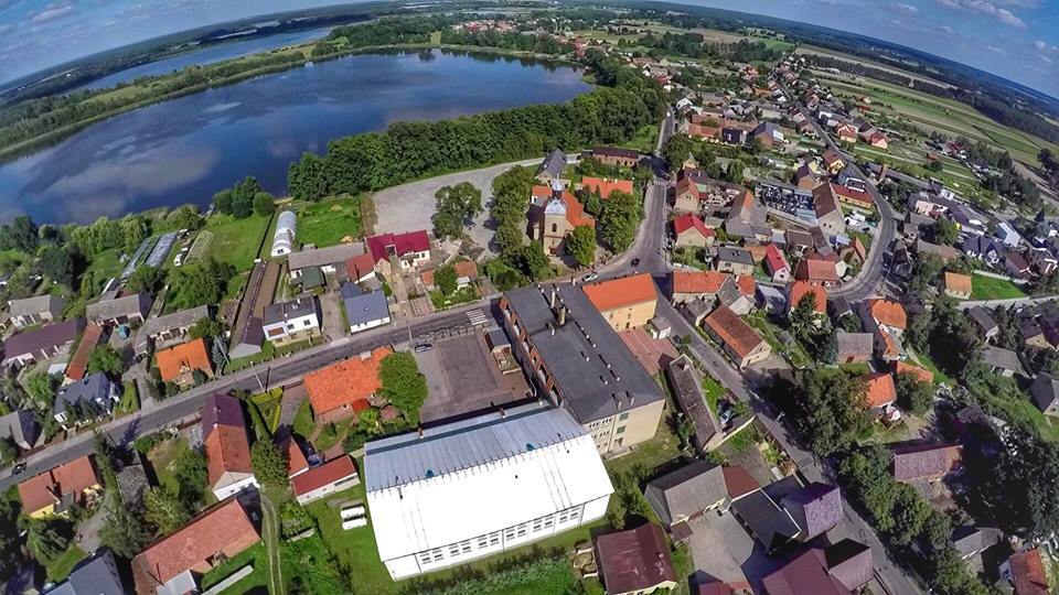 Zdjęcie z lotu ptaka ukazujące teren gminy