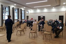 Spotkanie Seniorów z policjantem z Komendy Miejskiej Policji w Lesznie