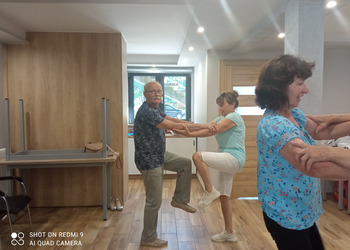 Zdjęcie przedstawia uczestników Klubu Seniora