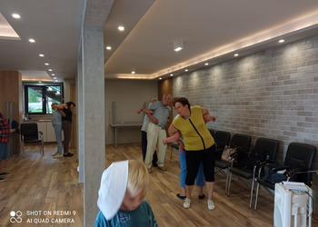 Zdjęcie przedstawia uczestników Klubu Seniora