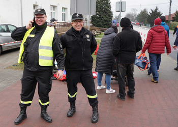 Zdjęcie przedstawia uczestników IV Biegu Powstańczego