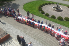 Przedszkolaki z okazji święta Flagi odwiedziły Urząd Gminy Wijewo
