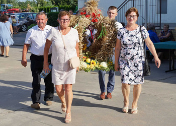 Zdjęcie przedstawia uczestników Dożynek Gminnych w Wijewie