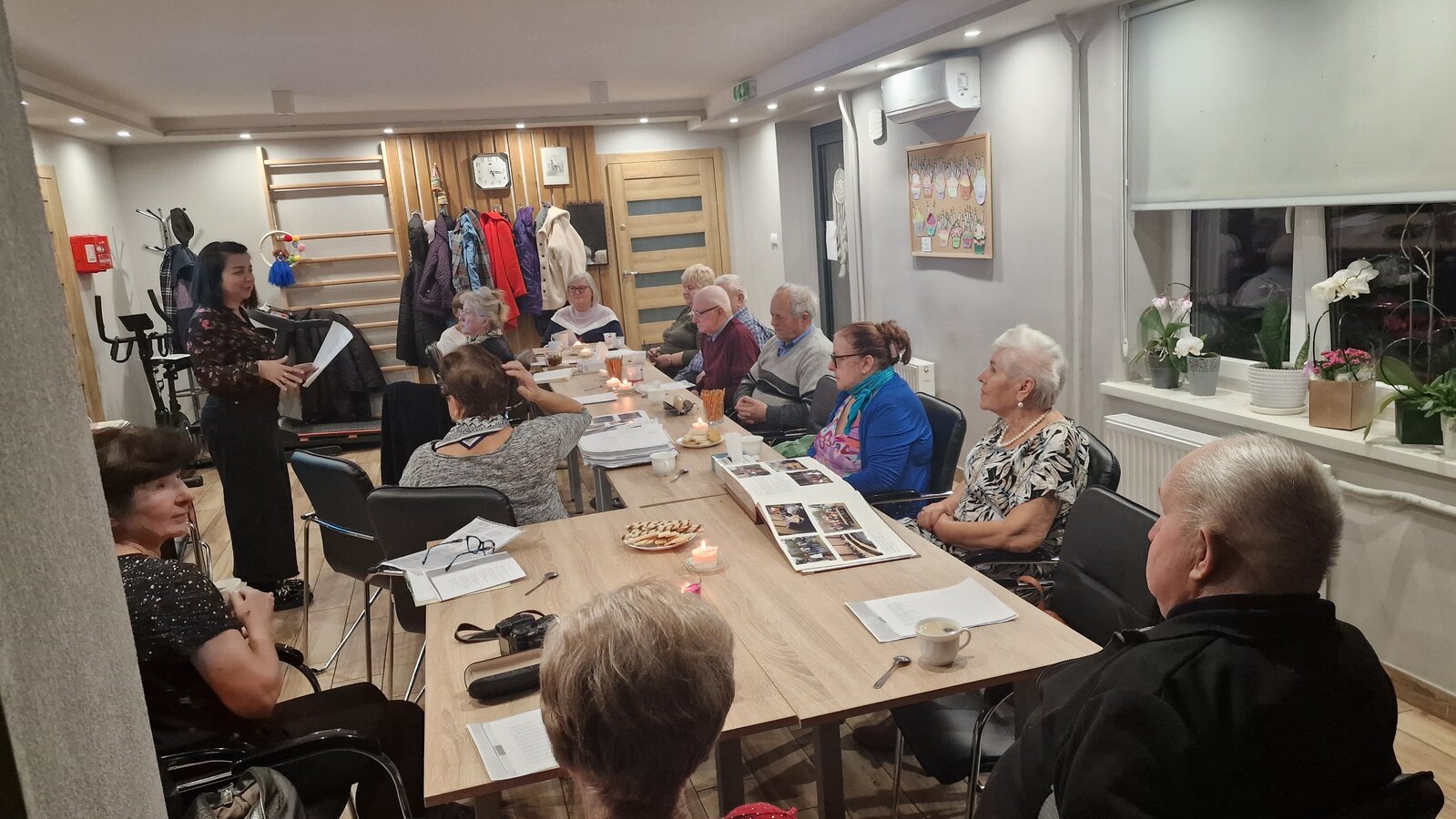 uczestnicy klubu seniora