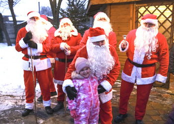 Zdjęcie przedstawia uczestników spotkania