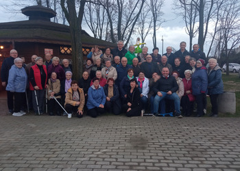 zdjęcie przedstawia Seniorów z klubu Seniora 