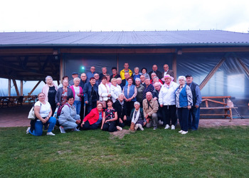 Zdjęcie przedstawia uczestników Klubu Seniora