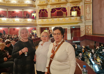 Zdjęcie przedstawia uczestników Klubu Seniora