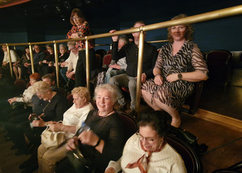 Zdjęcie przedstawia uczestników Klubu Seniora