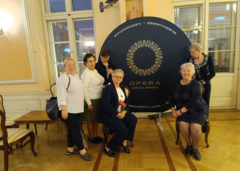 Zdjęcie przedstawia uczestników Klubu Seniora