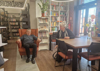 Zdjęcie przedstawia uczestników Klubu Seniora