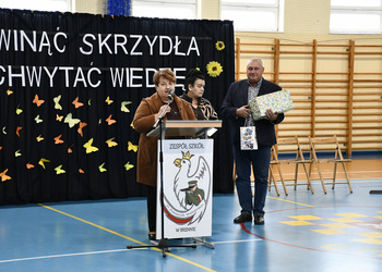 Zdjęcie przedstawia uczestników spotkania